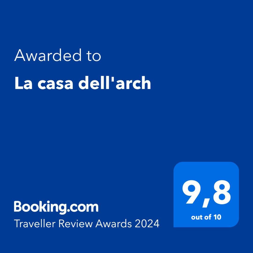 Апартаменты La Casa Dell'Arch Хараки Экстерьер фото